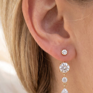 Teardrop Piercings – selection on linen