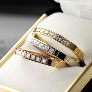 Fingerring 8 Zirkonia Gold