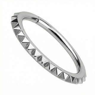 Titanium Ring Pyramid Spike Edge Clicker